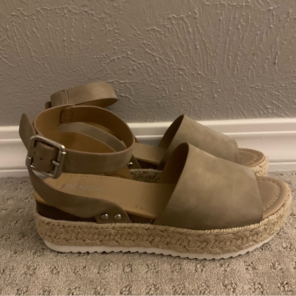 Beige Platform Sandals - Picture 2 of 3